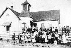 Florissant School, 1894 door American Photographer